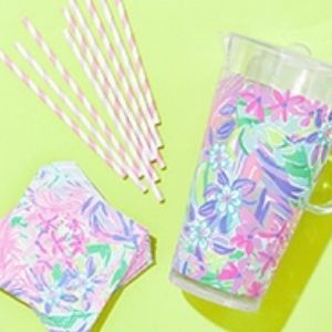 NWT Lilly Pulitzer Pitcher Party Set
